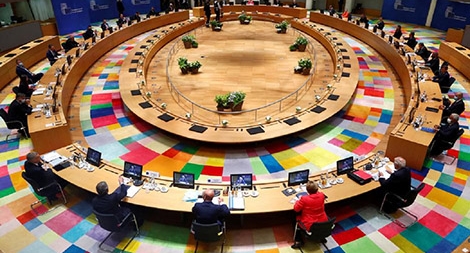 Thử thách lịch sử của EU