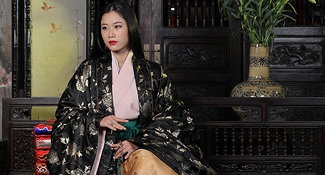 Cổ phục Việt Nam: Con đường vạn dặm