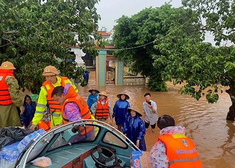 Trên những vùng mưa lũ