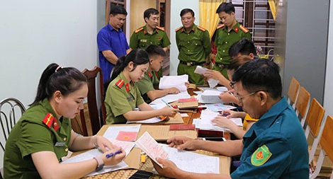 Đổi mới quản lý dữ liệu quốc gia về dân cư: Vẹn cả đôi đường