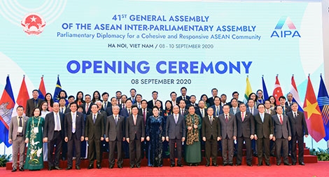 Nghị trường năm tháng không phai: Khẳng định vị thế