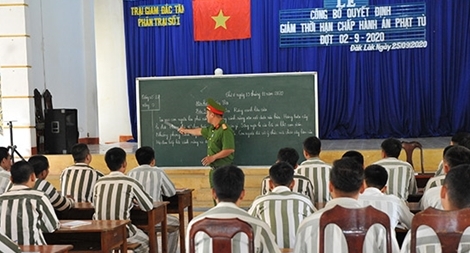 Chuyện về những thầy, cô không giáo án giữa đại ngàn Tây Nguyên