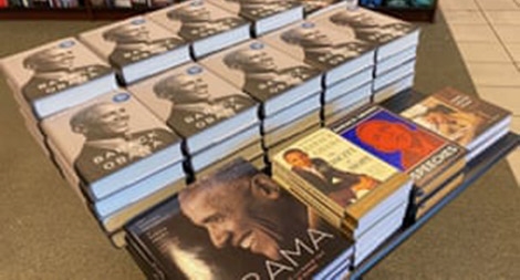 “Miền đất hứa” - Cuốn hồi ký gây sốt của ông Obama