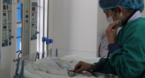 Nhiều sản phụ tự sinh con và hậu quả đau xót