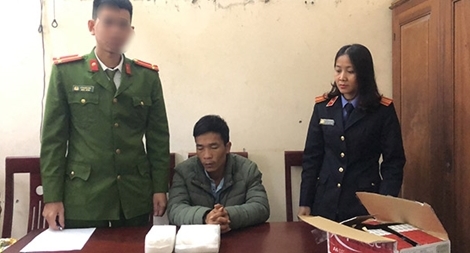 Bắt giữ đối tượng vận chuyển 2kg ma túy đá