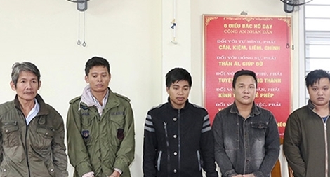 Khởi tố 5 đối tượng “Tổ chức cho người khác trốn đi nước ngoài”
