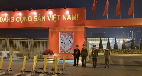 Những ngày đêm không ngơi nghỉ