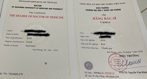 Triệt phá đường dây làm giả cả bằng bác sỹ y khoa