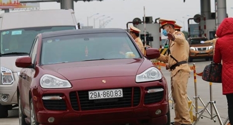 Xử lý gần 200 người vi phạm nồng độ cồn trong ngày mồng 1 Tết 