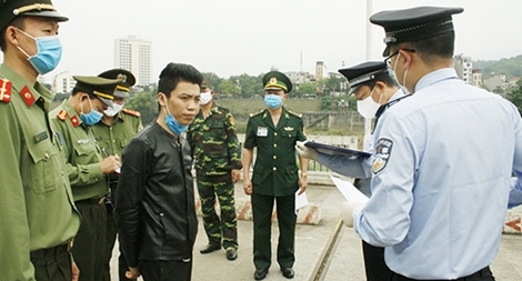 Phiêu lưu tìm miền đất hứa