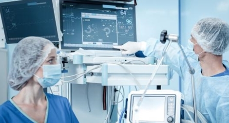 Người bệnh nghèo ở vùng sâu được hỗ trợ y tế mà không phải lên tuyến trên