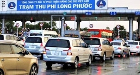 Phải xả trạm thu phí khi ùn tắc kéo dài dịp nghỉ lễ 30/4
