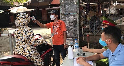 Công an Yên Bái trên tuyến đầu chống dịch COVID-19