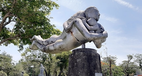 Tiếng “kêu cứu” từ những vườn tượng Cố đô Huế