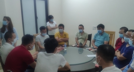 Gần 20 người nước ngoài tụ tập không đeo khẩu trang tại nhà hàng