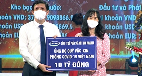 Vinamilk ủng hộ 10 tỉ đồng vào Quỹ vaccine phòng COVID -19