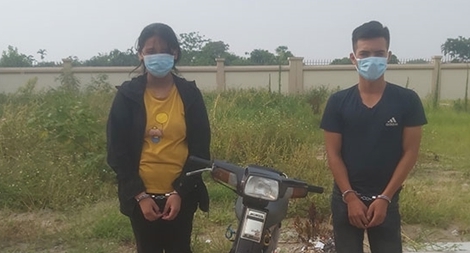 Cặp "tình nhân nhí" nửa đêm rủ nhau đi cướp