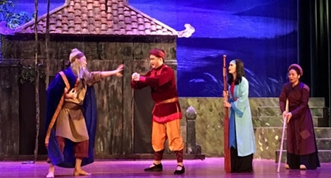 Khởi dựng vở chèo “Chuyện tình một quân vương”