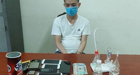 Lập boong-ke, cất giấu ma túy ở nhiều nơi để bán lẻ