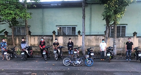 Đua xe vi phạm giãn cách, 7 thanh niên bị đề nghị khởi tố