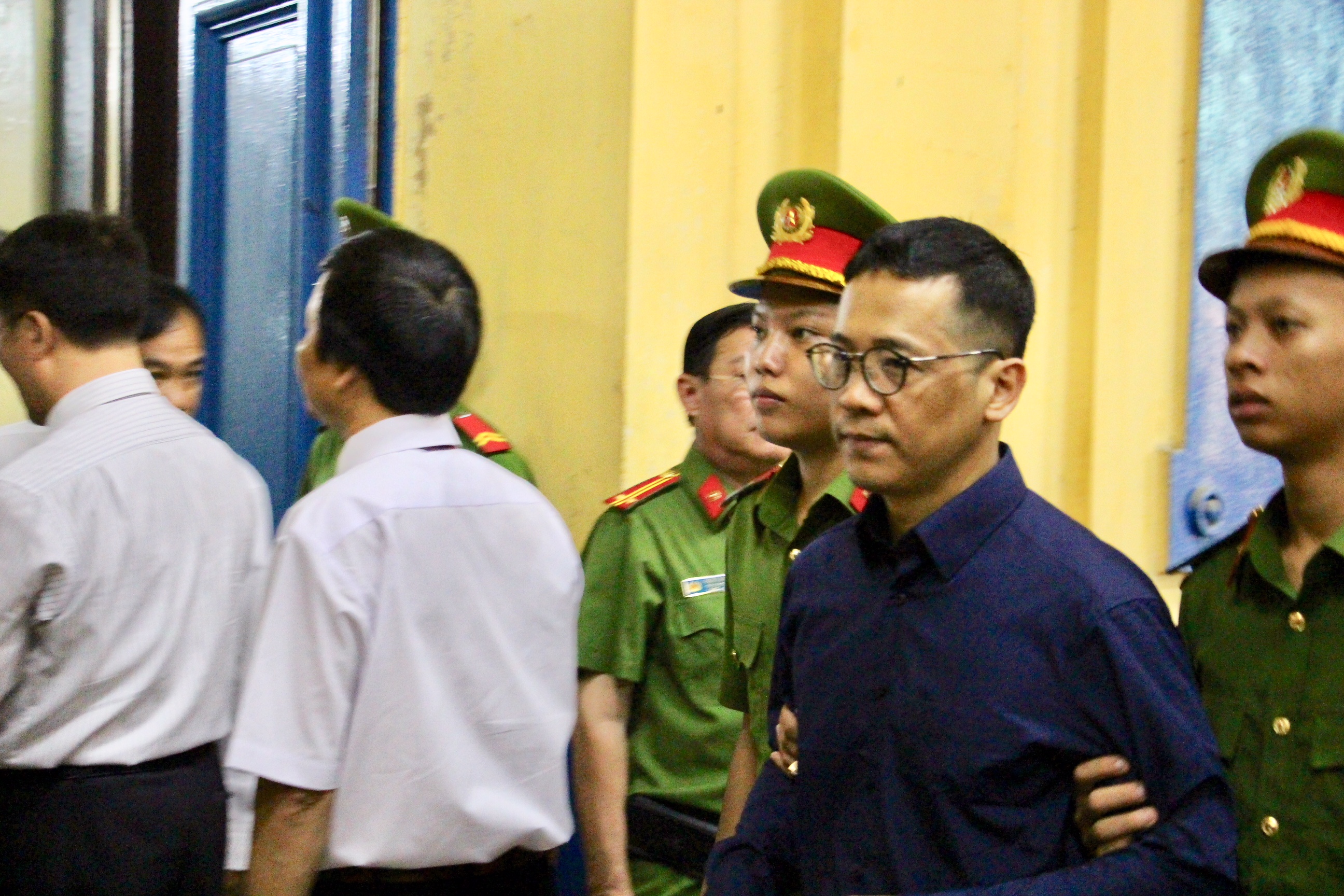 Làm rõ khoản vay gây thiệt hại cho VNCB 1.740 tỷ đồng trong phiên xử Phạm Công Danh