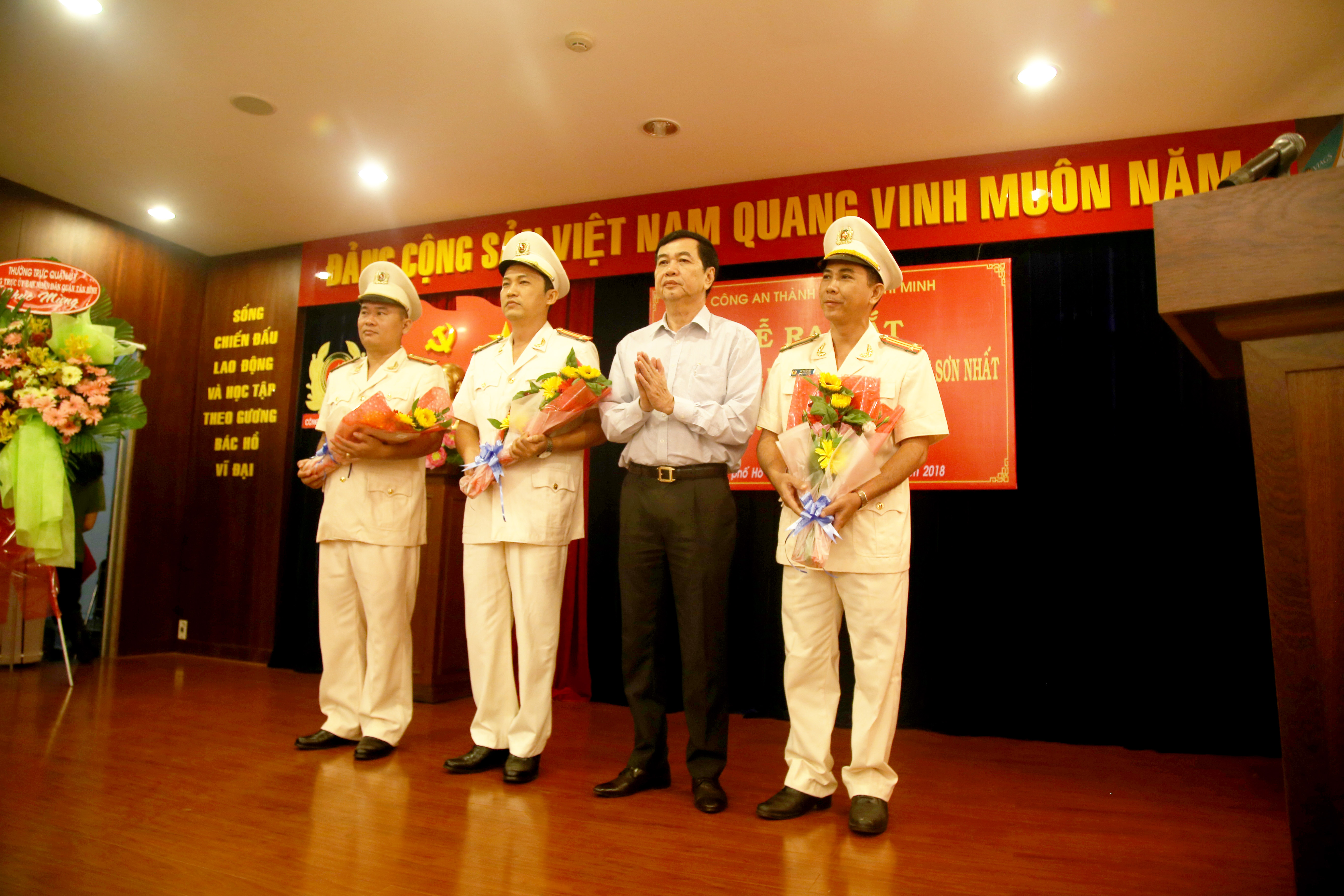 Thành lập Đồn Công an Cảng hàng không quốc tế Tân Sơn Nhất