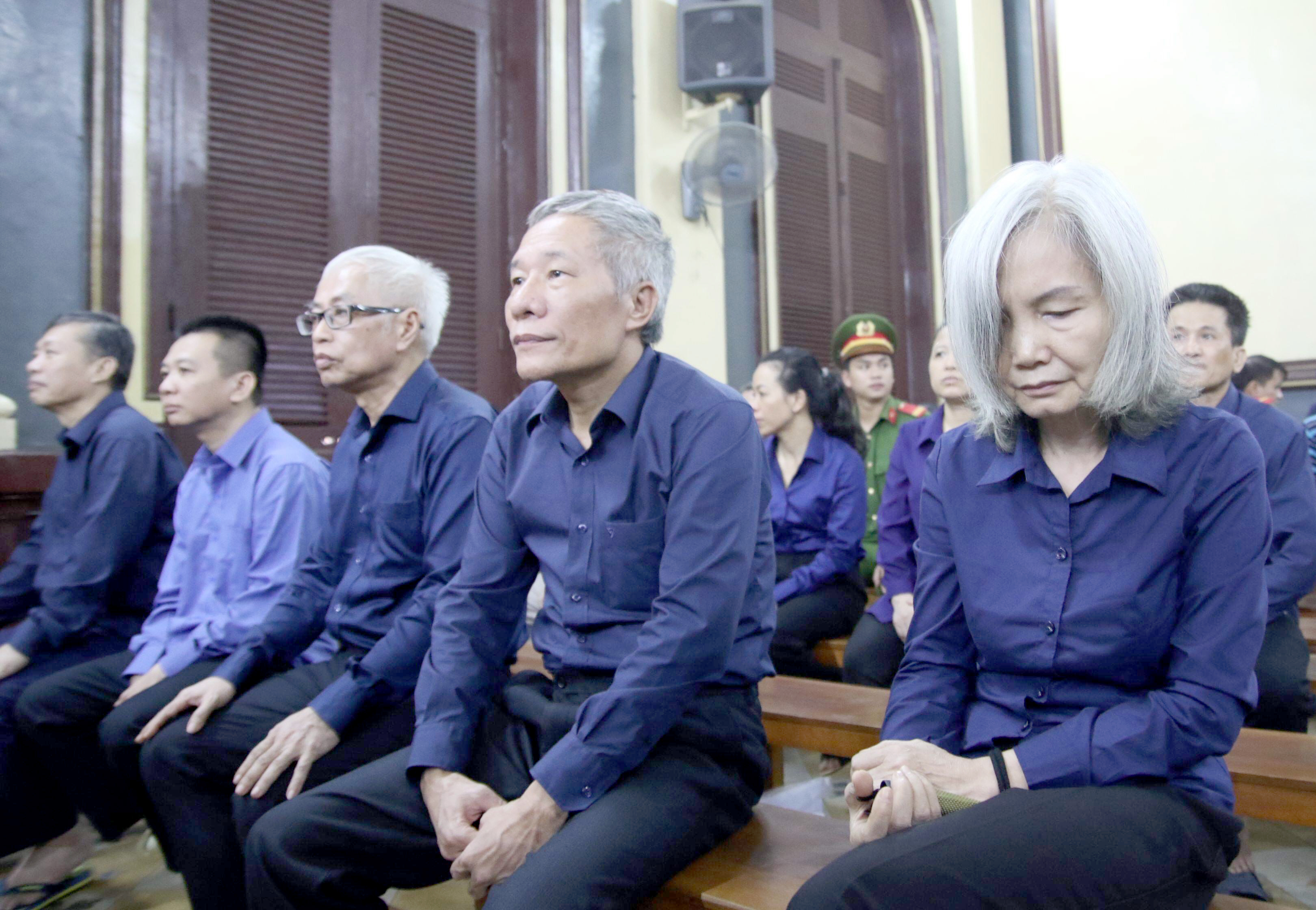 Ông Trần Phương Bình và Vũ Nhôm kháng cáo vụ ở ngân hàng Đông Á