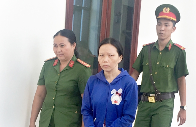 Tử hình người đàn bà hạ độc 2 tình nhân bằng chất độc xyanua cướp tài sản