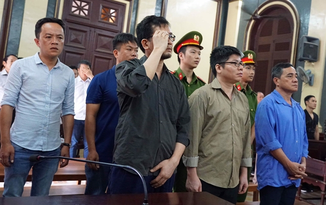 Thủ đoạn nhập lậu ô tô trốn thuế 162 tỷ đồng theo đường "Việt kiều"