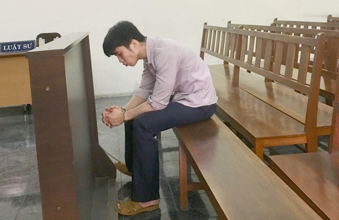 Đâm chết người chỉ vì lời nhắc nhở trong đêm