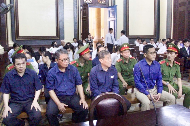 Xử vắng mặt nguyên cố vấn cấp cao Ngân hàng Đại Tín Hứa Thị Phấn