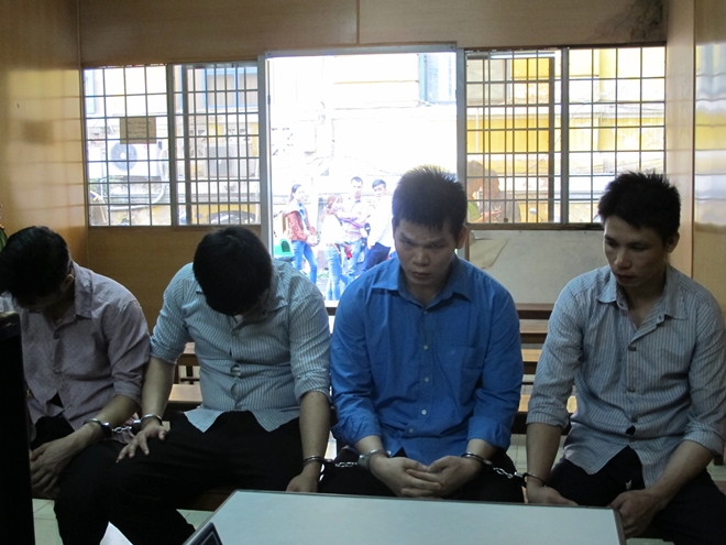 Xét xử băng nhóm cho vay, khủng bố con nợ để đòi tiền