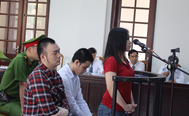 Nữ sinh viên thuê người tạt acid bạn học vì bị từ chối tình cảm