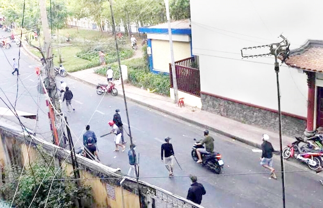 Vụ hai nhóm chém nhau ở quận 3 là do mâu thuẫn đá gà