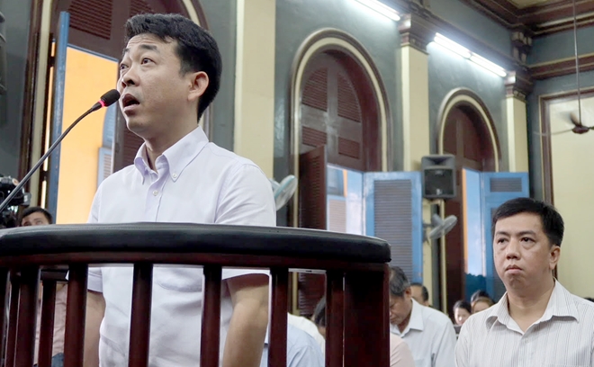 Làm rõ “chứng cứ mới” trong vụ buôn lậu thuốc ung thư giả