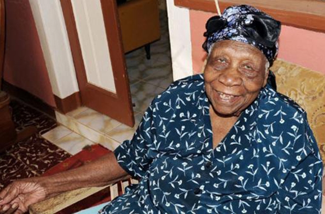 Cụ bà già nhất thế giới đang sống cùng con trai 97 tuổi