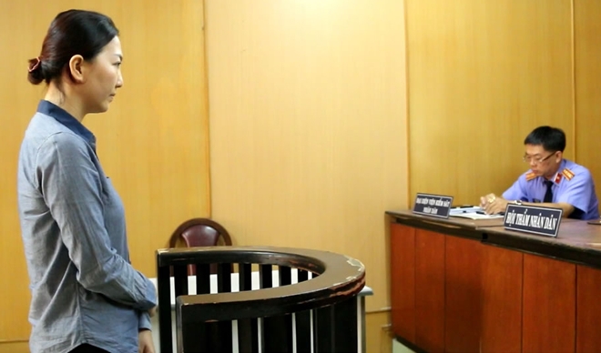 Nữ tiếp viên hàng không nhập cảnh cùng 90.000 USD 