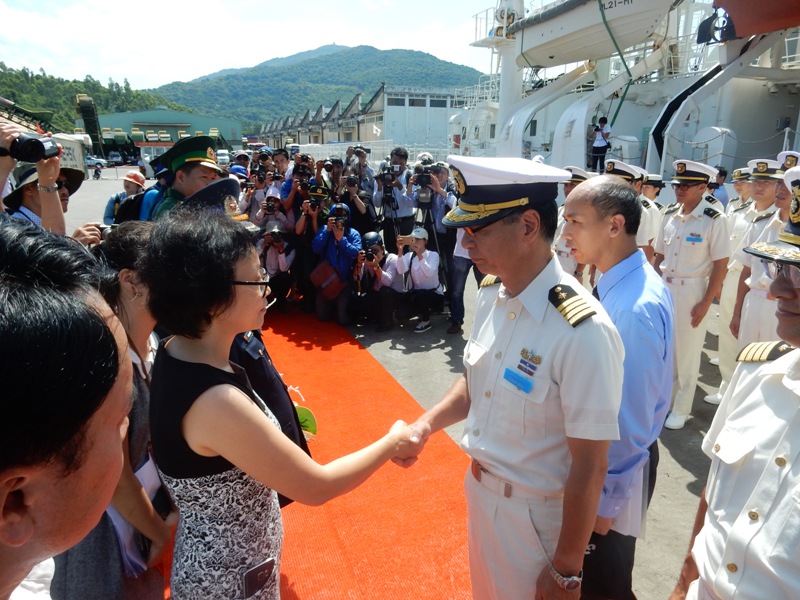 Tàu Cảnh sát biển Nhật Bản thăm Đà Nẵng