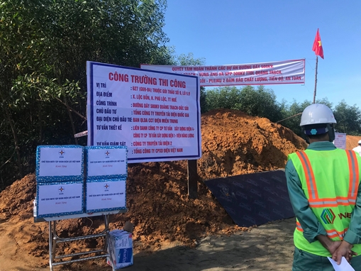 Đẩy nhanh tiến độ đường dây 500kV cung ứng điện cho miền Nam 