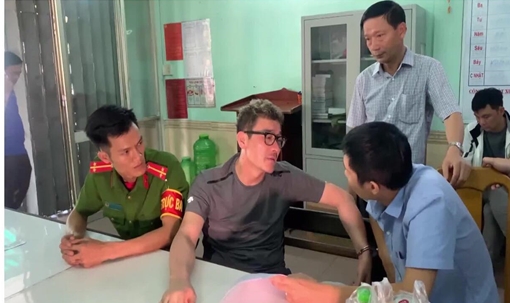 Tàng trữ ma túy, khách Hàn Quốc “lộ” bị truy nã quốc tế về tội giết người