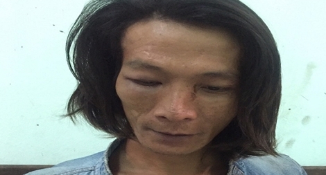 Tỏ tình với nữ sinh bất thành, gã trai đập phá quán cafe