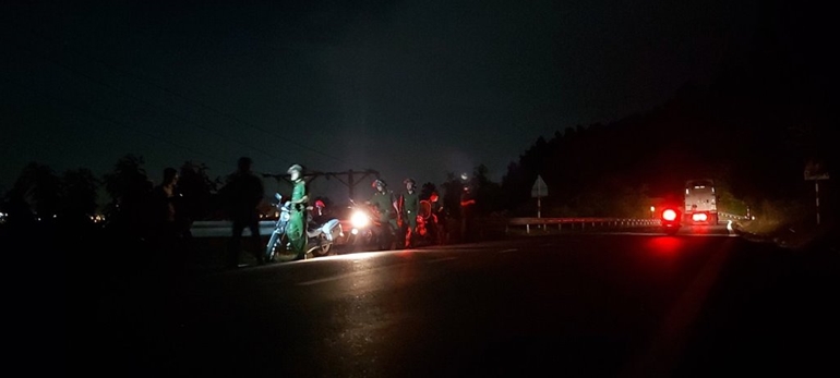 Nóng: Công an, Quân đội xuyên đêm vây bắt đối tượng đặc biệt nguy hiểm trốn trên đèo Hải Vân