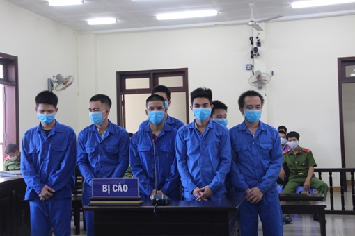 Nhóm thanh niên gây rối trong thời gian cách ly lĩnh án 16 năm tù 