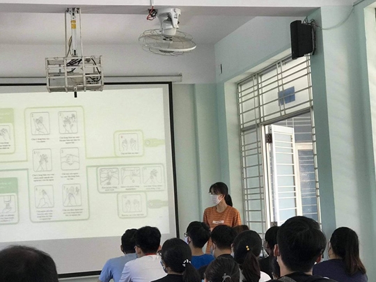 Các trường ĐH Đà Nẵng vừa dạy trực tuyến vừa phòng dịch