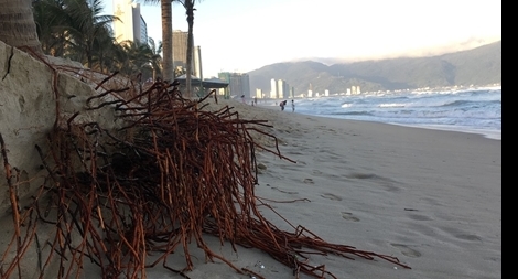 Đà Nẵng tìm giải pháp khắc phục sạt lở dọc bờ biển