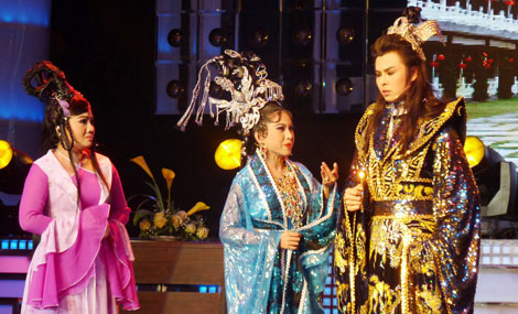 Cải lương và những bước cải lùi