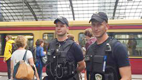 Lực lượng đặc biệt Đức chống móc túi và gây rối mùa Euro 2016