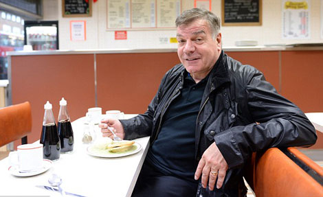 Big Sam và kinh nghiệm xương máu về bài học quản lý