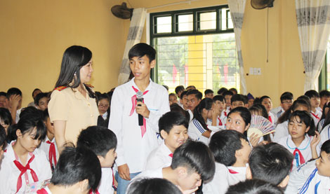 Nữ Cảnh sát giao thông vùng cao tận tụy