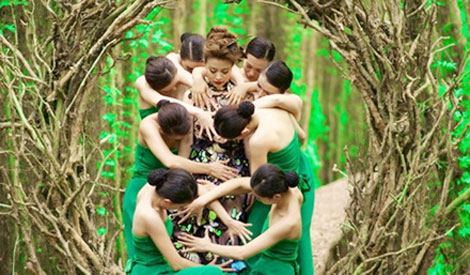 Thị trường nhạc trẻ: Lằn ranh mong manh giữa hai bờ thực-ảo